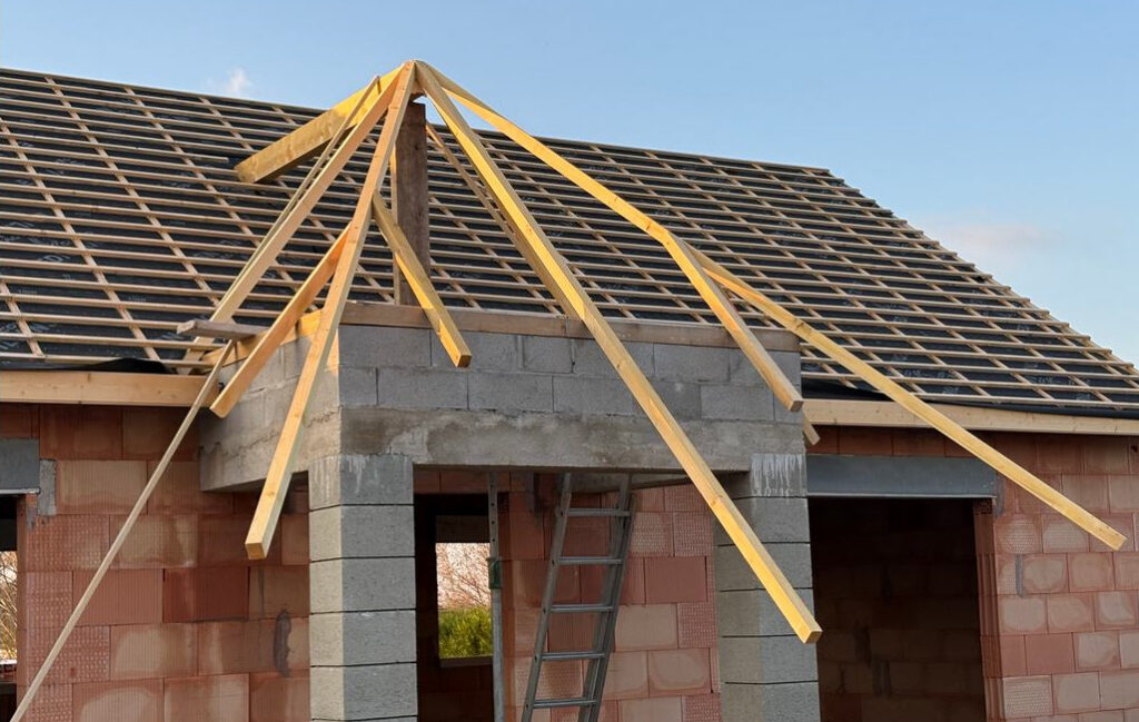 Travaux charpente Montluçon | ARB Couverture